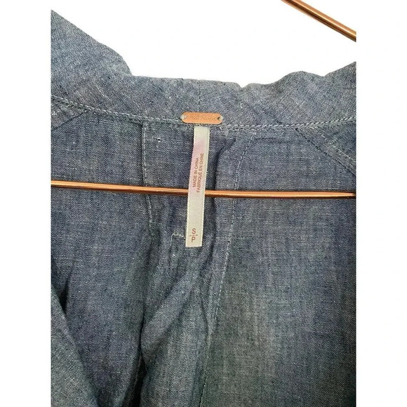 Free People Done Up In Denim Chambray Linen Coastal Cowgirl Shirt Dress SZ Small - Picture 5 of 5